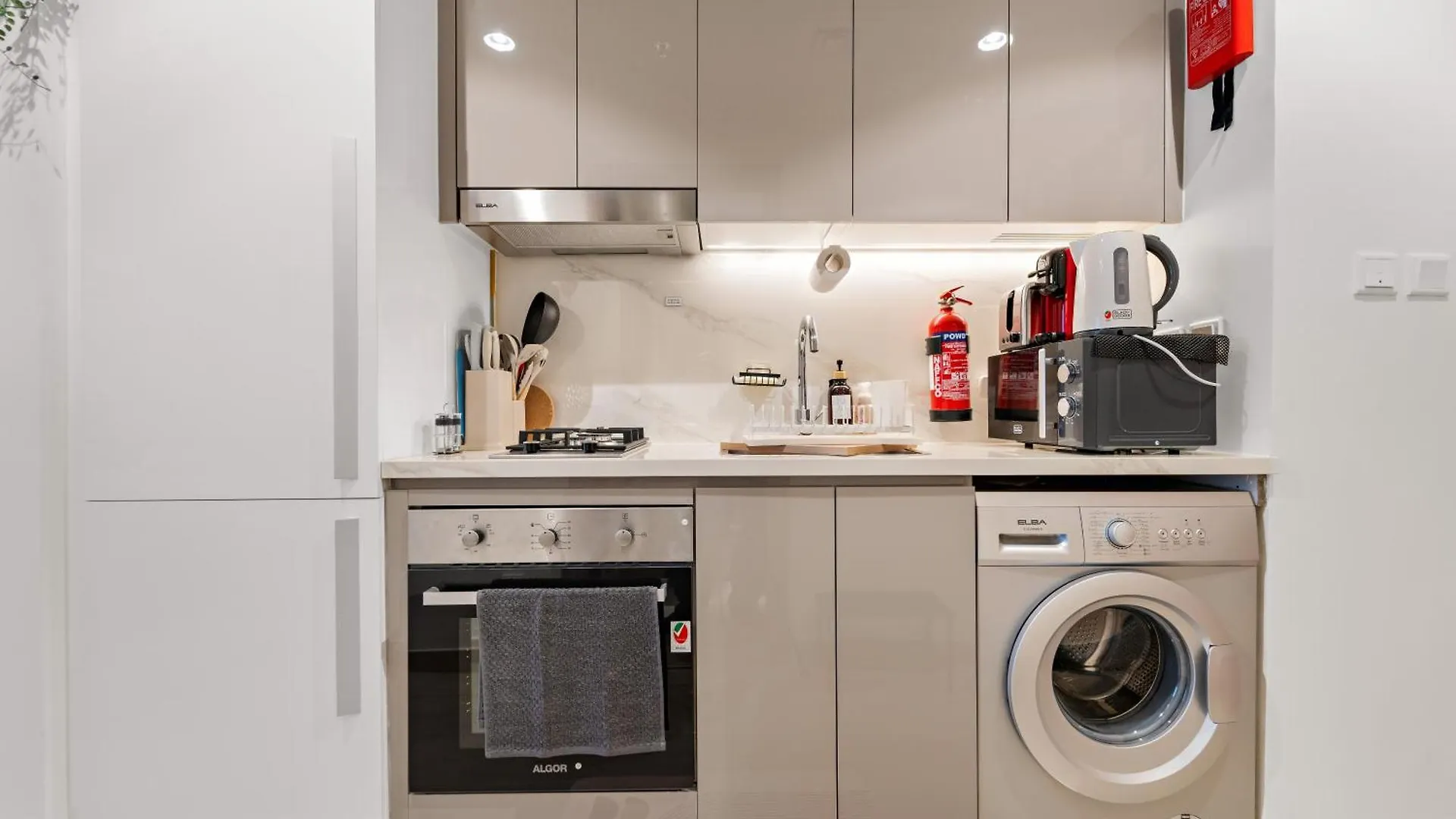 Apartment Studio With Pool, Gym, Bbq Area And Playground Dubai United Arab Emirates